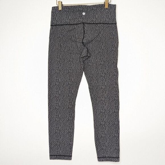 Lululemon Wunder Under 28" Tights Leggings Workout Size 10 - Picture 4 of 9